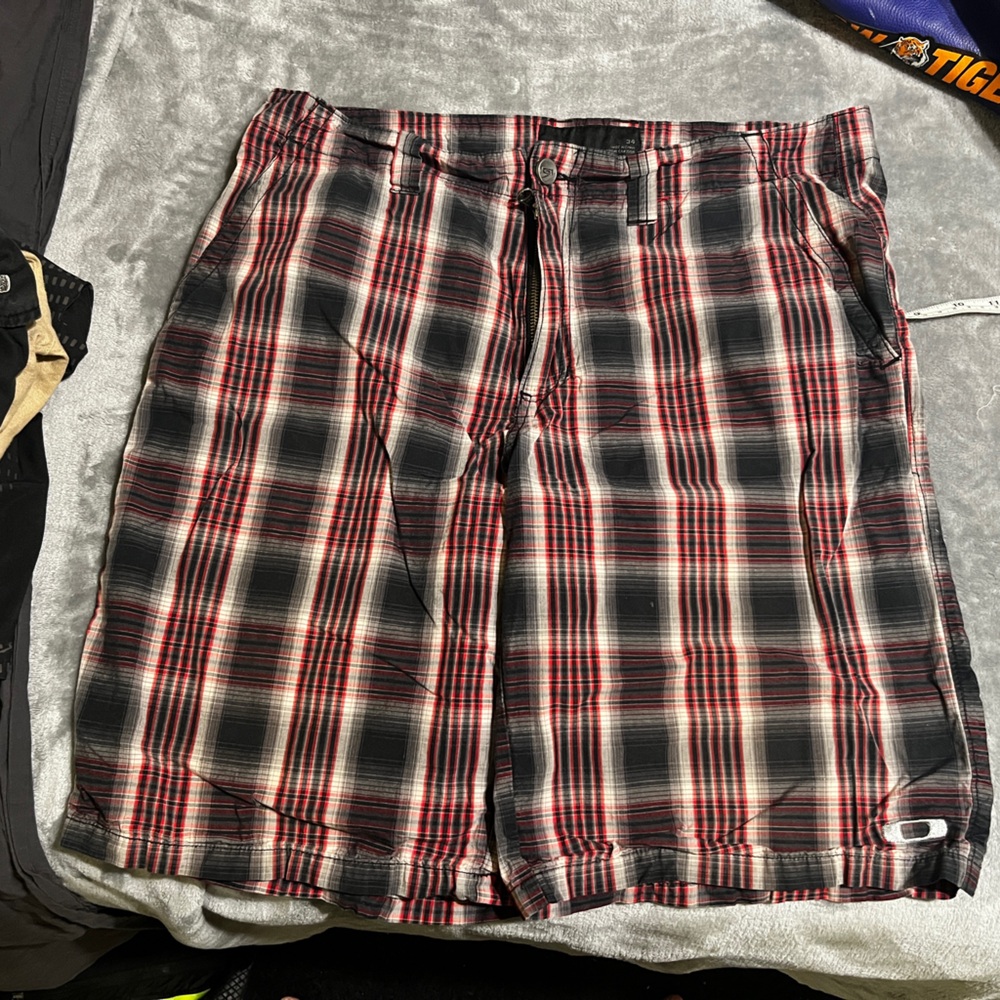 Oakley Red and Black Flat Front Shorts 34